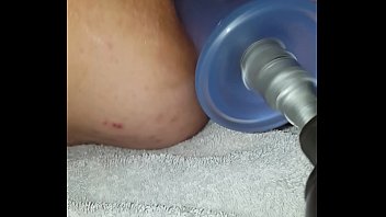 Wife getting her pussy drilled good with a drilldo