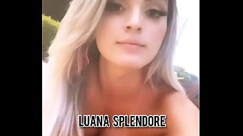 Luana Splendore- Tgata loira panicat nua na piscina da pousada