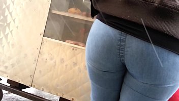 Candid sexy Dominican gilf booty